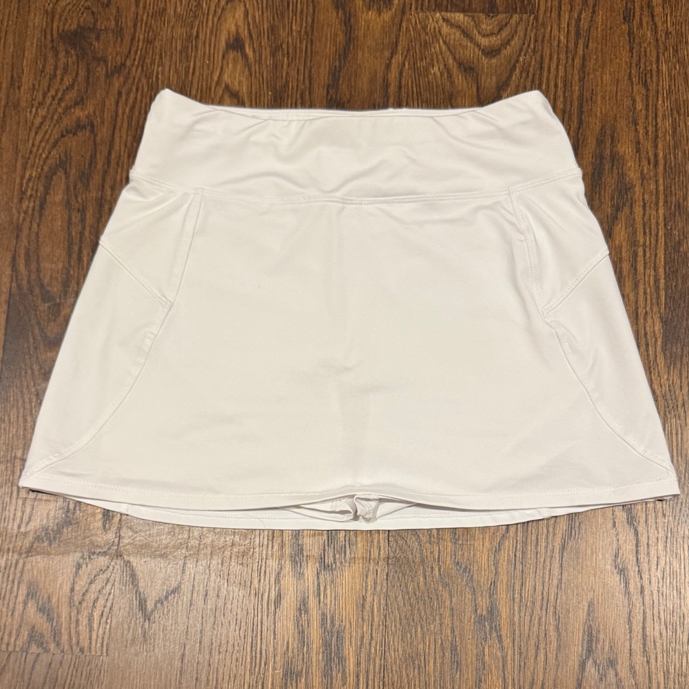 Women's White Athletic Skirt With Built In Shorts